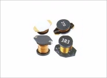 從手機(jī)顯示器上看，谷景強(qiáng)大的非屏蔽貼片電感生產(chǎn)能力